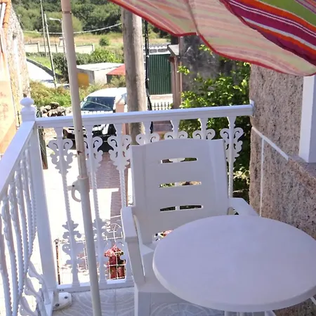 Appartement Con Balcon Al Lado De La Iglesia *